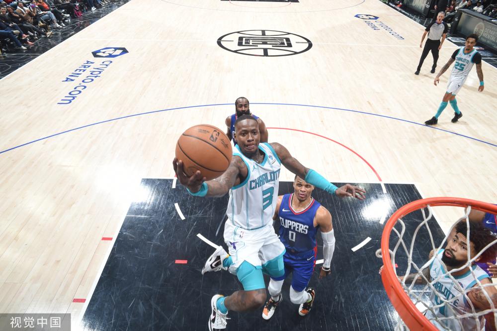 间默契的配 间默契的配